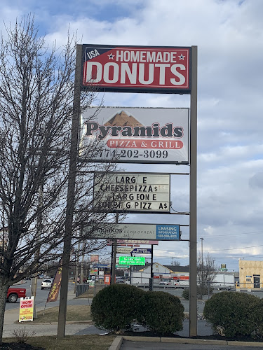 pyramids pizza and grill - Hospitality and gastronomy