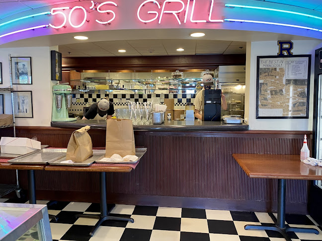 Comentarii opinii despre 50's Grill