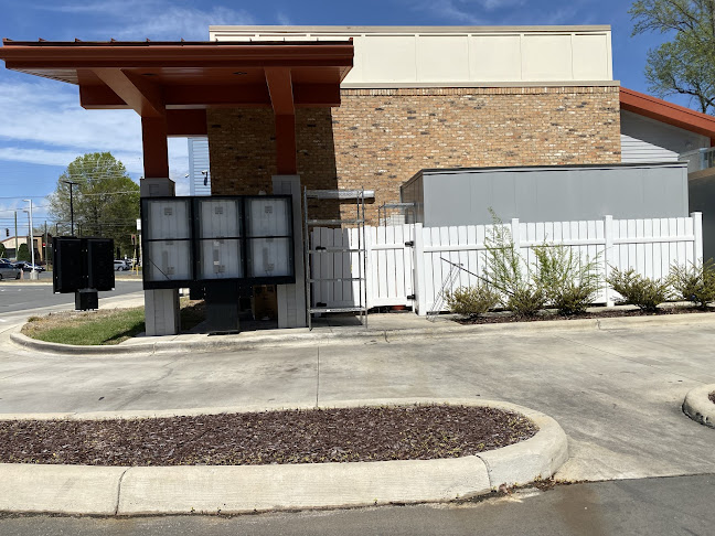 Backyard Burgers - Gastonia