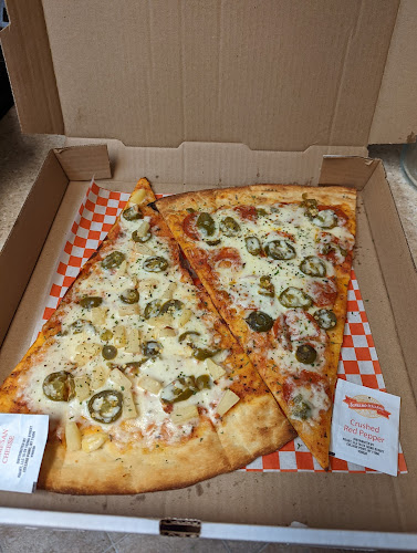 Village Pizza & Cafe - Hospitality and gastronomy