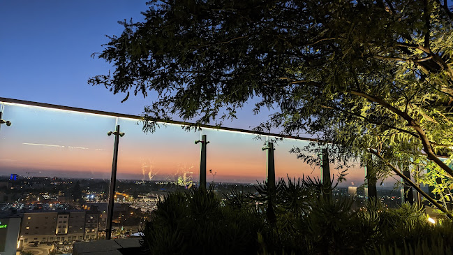 Comentarii opinii despre Top of The V