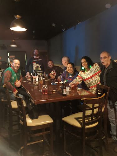 Comentarii opinii despre The Office Cocktail Bar & Lounge