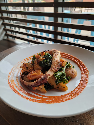 Trident Galley & Raw Bar