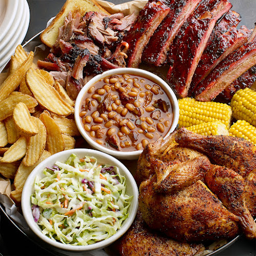 Reviews of Famous Dave's Quick 'Que in Salt Lake City - Hospitality and gastronomy
