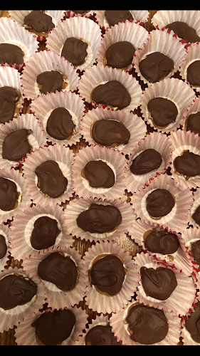 Social Splash Sweets - Mankato