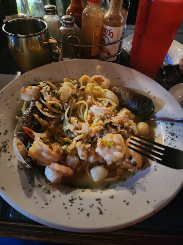 Comentarii opinii despre Shanghai Reds Bar & Grill