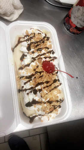 Rainbow Drive-in Express - Hospitality and gastronomy