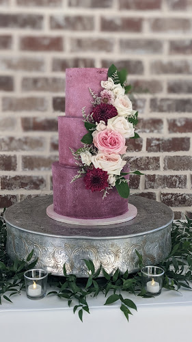 Sweetthang's Custom Cakes and More - Tuscaloosa