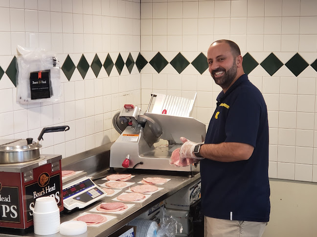 Comentarii opinii despre Convenient Corner Market Deli