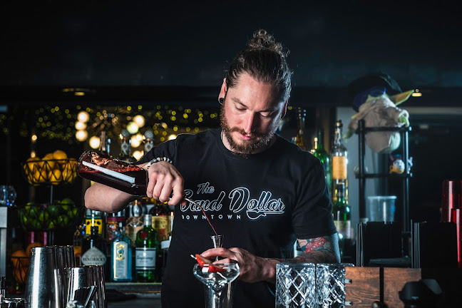 Comentarii opinii despre The Sand Dollar Downtown