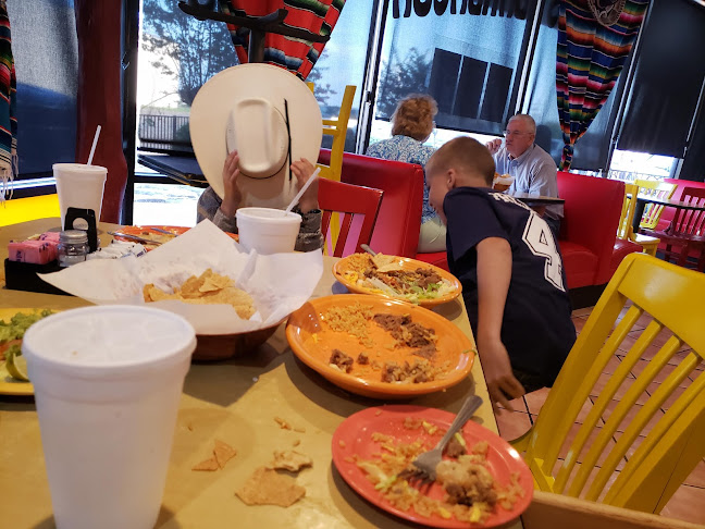 Comments and reviews of Rodeo Mexican Restaurant