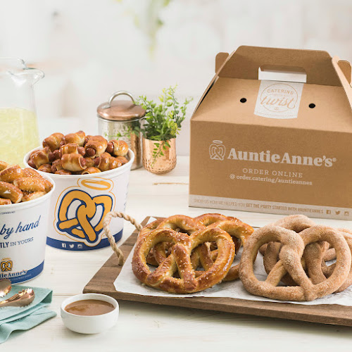 Opinii despre Auntie Anne's în Green Bay - Hospitality and gastronomy