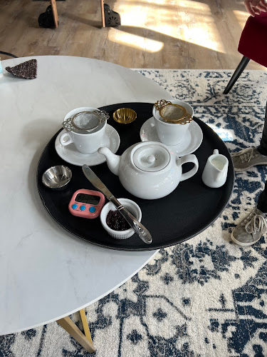 Flying High Tea - Lafayette