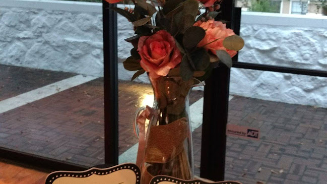 Donna Sellers - Hospitality and gastronomy