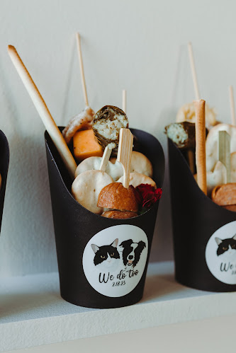 Comentarii opinii despre A Thumbs Up Catering