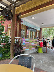 Muñecas Downtown Taco Garden