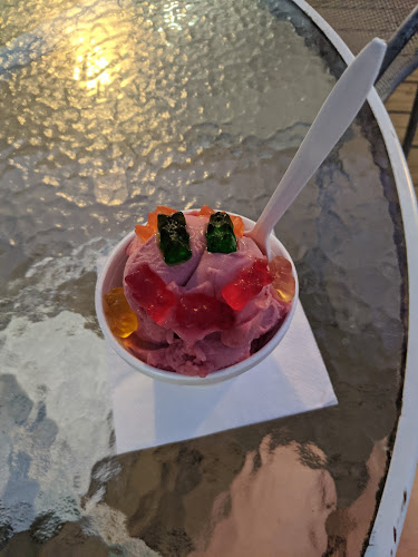 Comments and reviews of Chloe's Corner