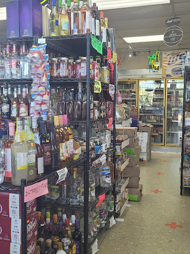 Opinii despre GQ Liquors în Waco - Hospitality and gastronomy