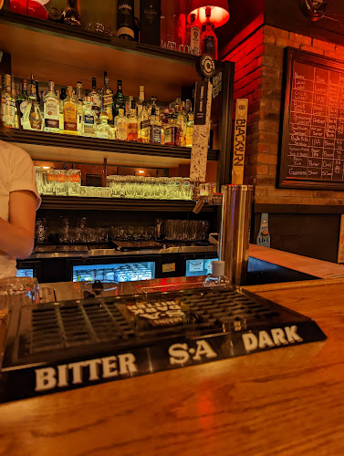 Local. - Hospitality and gastronomy