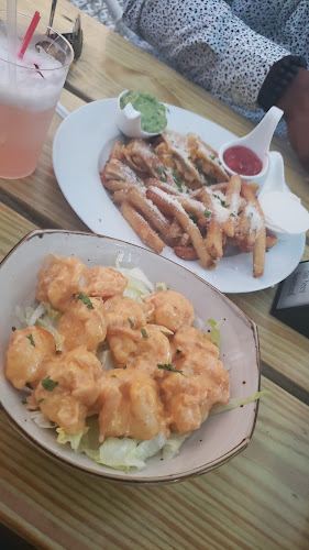 30-07 Newtown Ave, Queens, NY 11102, United States