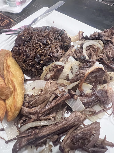 3434 W Columbus Dr, Tampa, FL 33607