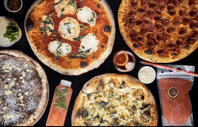 Opinii despre BLACK în Long Beach - Hospitality and gastronomy