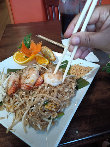 Rice Pot Thai Restaurant - Hospitality and gastronomy