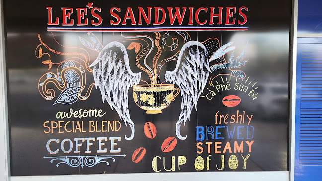 Lee's Sandwiches - Hospitality and gastronomy
