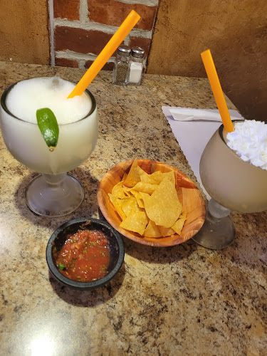 La Fountain Mexican Restaurant on 56th West - Hospitality and gastronomy