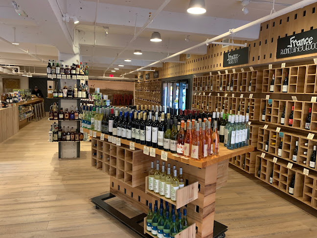 Reviews of Mayhew Wine Shop in Boston - Hospitality and gastronomy