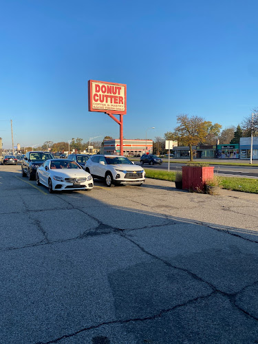 Donut Cutter - Hospitality and gastronomy