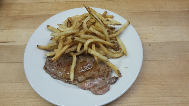 Comentarii opinii despre Gus and George's Spaghetti and Steak House