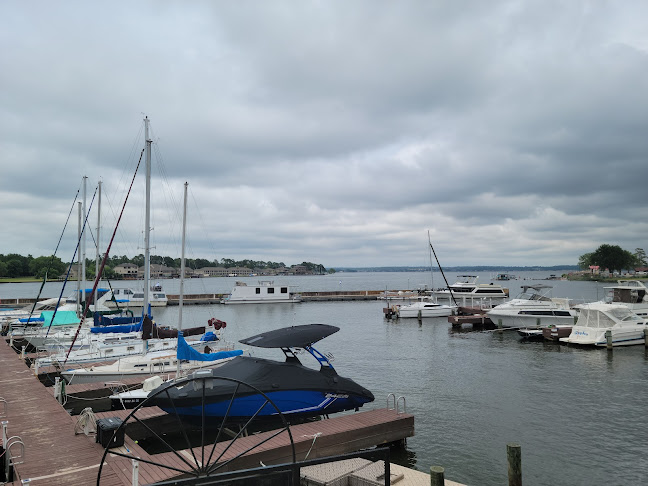 Crust Pizza Co. - Hospitality and gastronomy