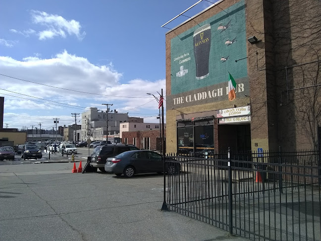 The Claddagh Pub