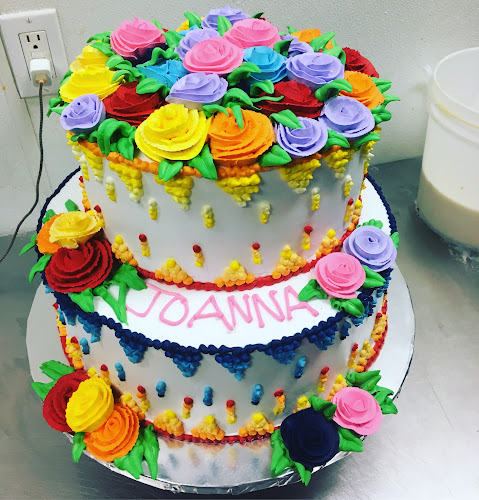 Panaderia y Pasteleria La Mexicana - Norwalk