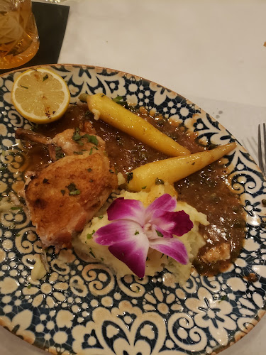 231 N Brand Blvd, Glendale, CA 91203