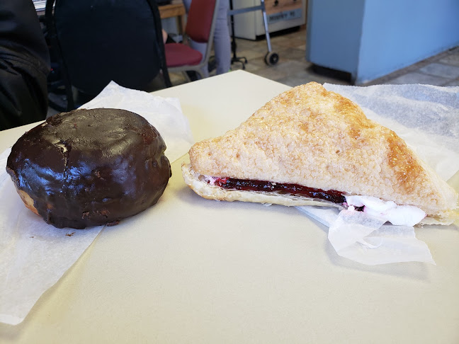 tonysdonutshop.com