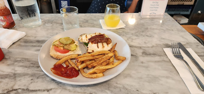 Whitmans Miami - Miami Beach