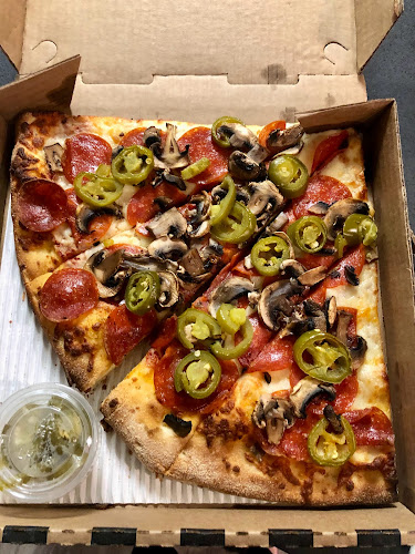 Opinii despre Verdugo Pizza în Phoenix - Hospitality and gastronomy