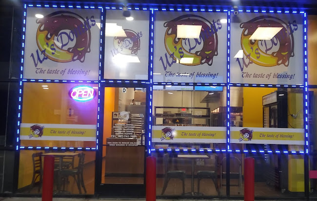 Uz's Donuts