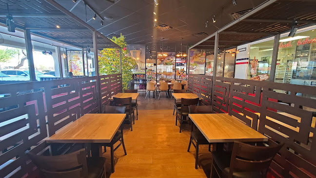 Comments and reviews of Lee's Sandwiches