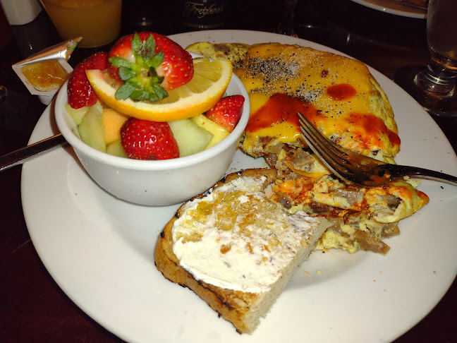 Postcards American Bistro - San Diego