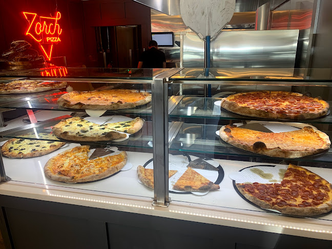 Comments and reviews of Zorch Pizza