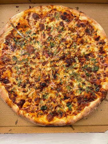 Enzo's Pizzeria - Hospitality and gastronomy