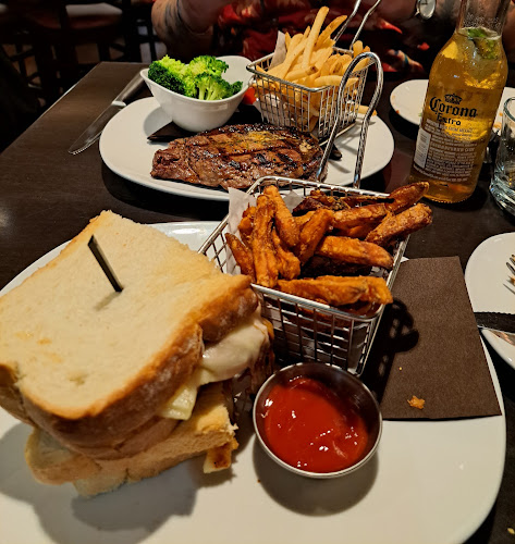 50 Holyoke St, Holyoke, MA 01040