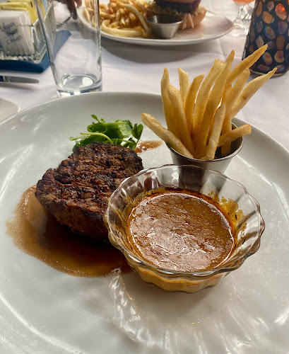 Coast and Main Seafood and Chophouse - Pittsburgh