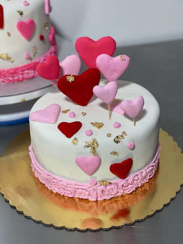 Rebe’s Cake - Lynn