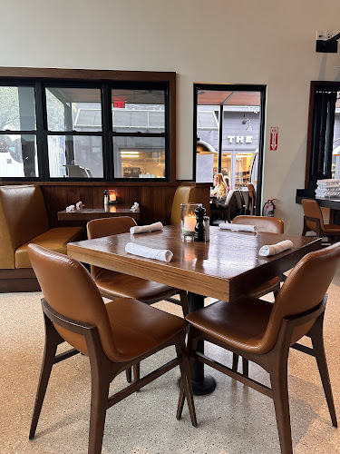 Comments and reviews of Nick's Del Mar