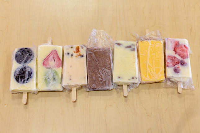 La Real Michoacana Ice Cream Shop - Santa Maria