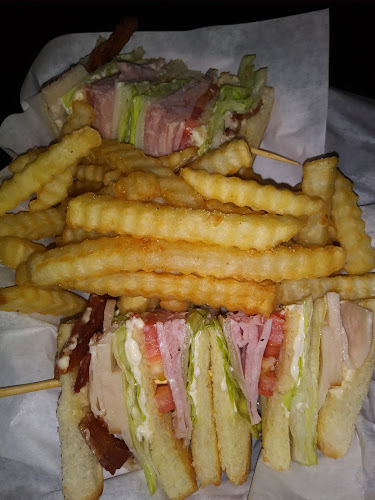 Mr. D’s Pizza and Pub - Hospitality and gastronomy